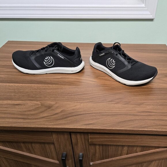 Topo Athletic ST-5, Women's 9, Black - Picture 1 of 9